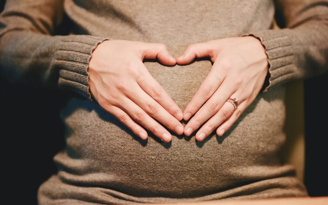 Is Ceremonial Cacao Safe During Pregnancy? A Trimester-by-Trimester Guide