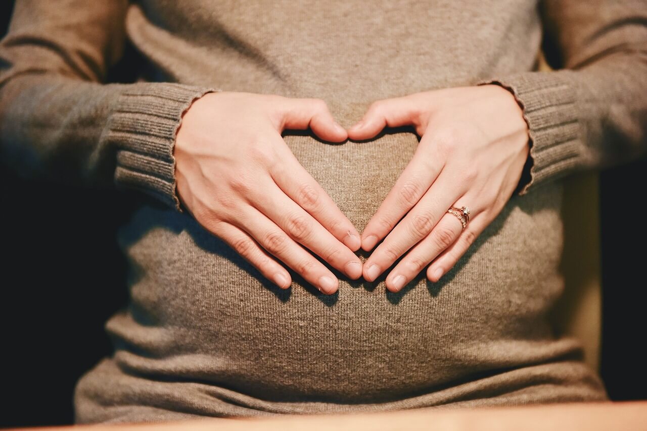 Is Ceremonial Cacao Safe During Pregnancy? A Trimester-by-Trimester Guide